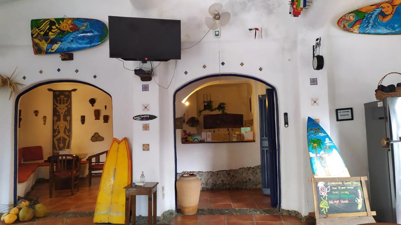 Hotel La Hasienda Kupang  Exterior photo