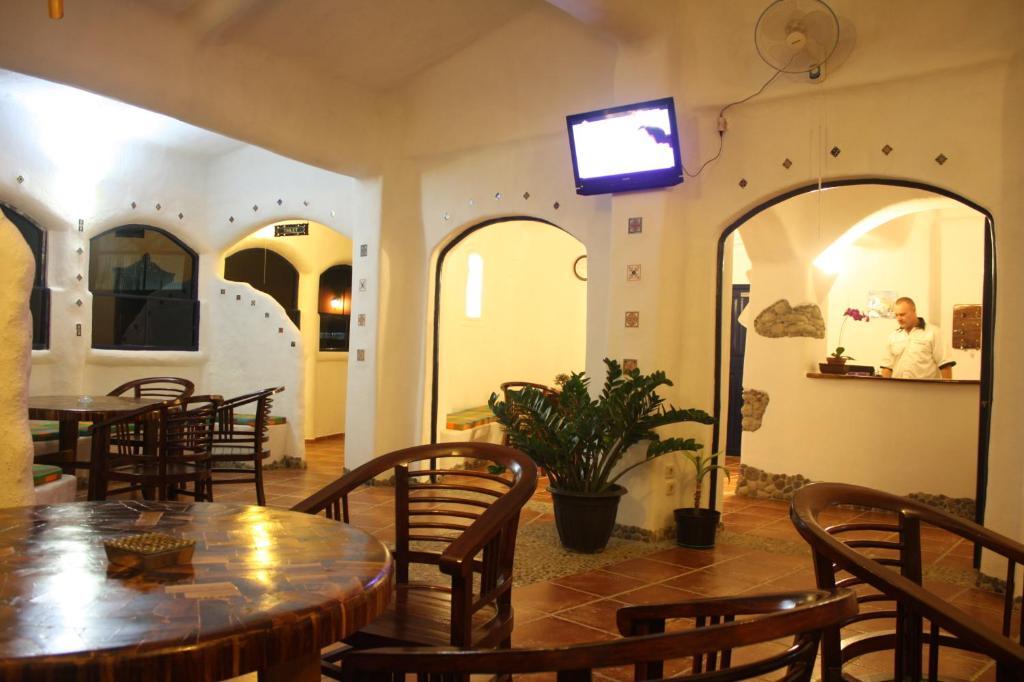 Hotel La Hasienda Kupang  Exterior photo